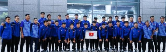 越南国青抵达渭南备战四国赛 阮公凤侄子随队征战