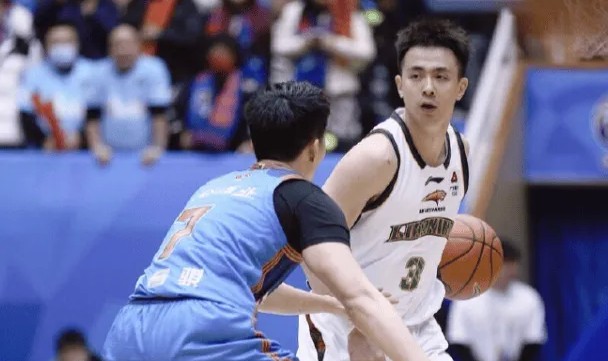 开云APP-赵继伟工作室发文：这一路很艰难，非常感谢所有支持的球迷